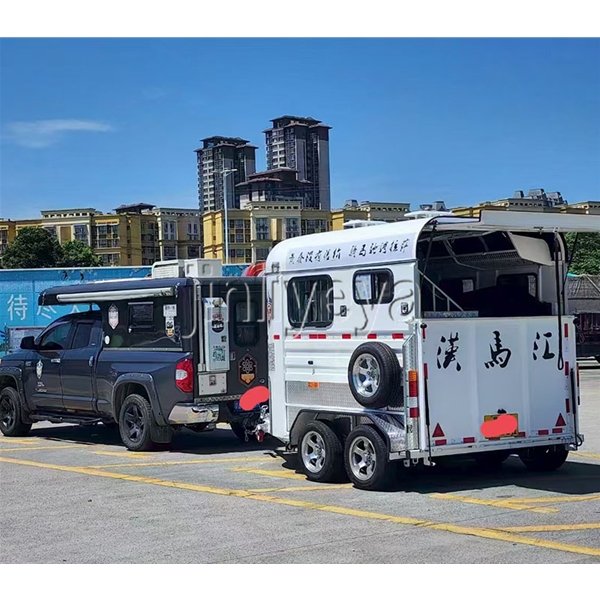 承德两马位马车