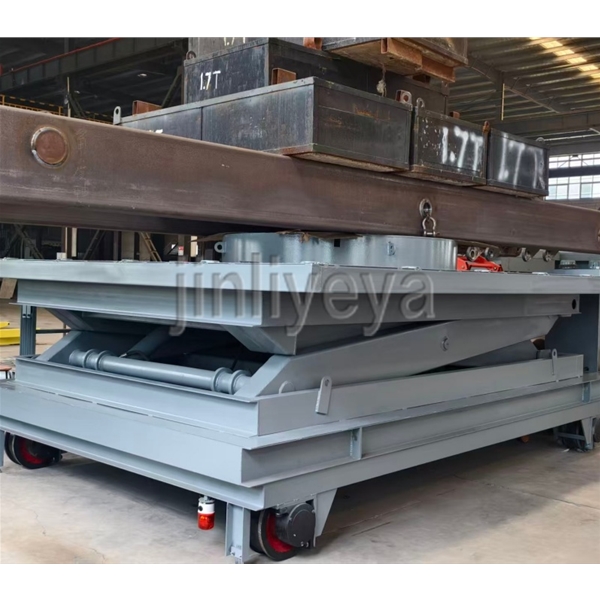 承德定制升降车（设备可移动，可升降、台面可旋转）